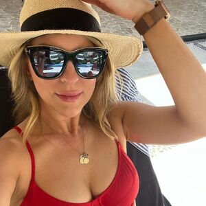 Meet your Posher, Mary anne